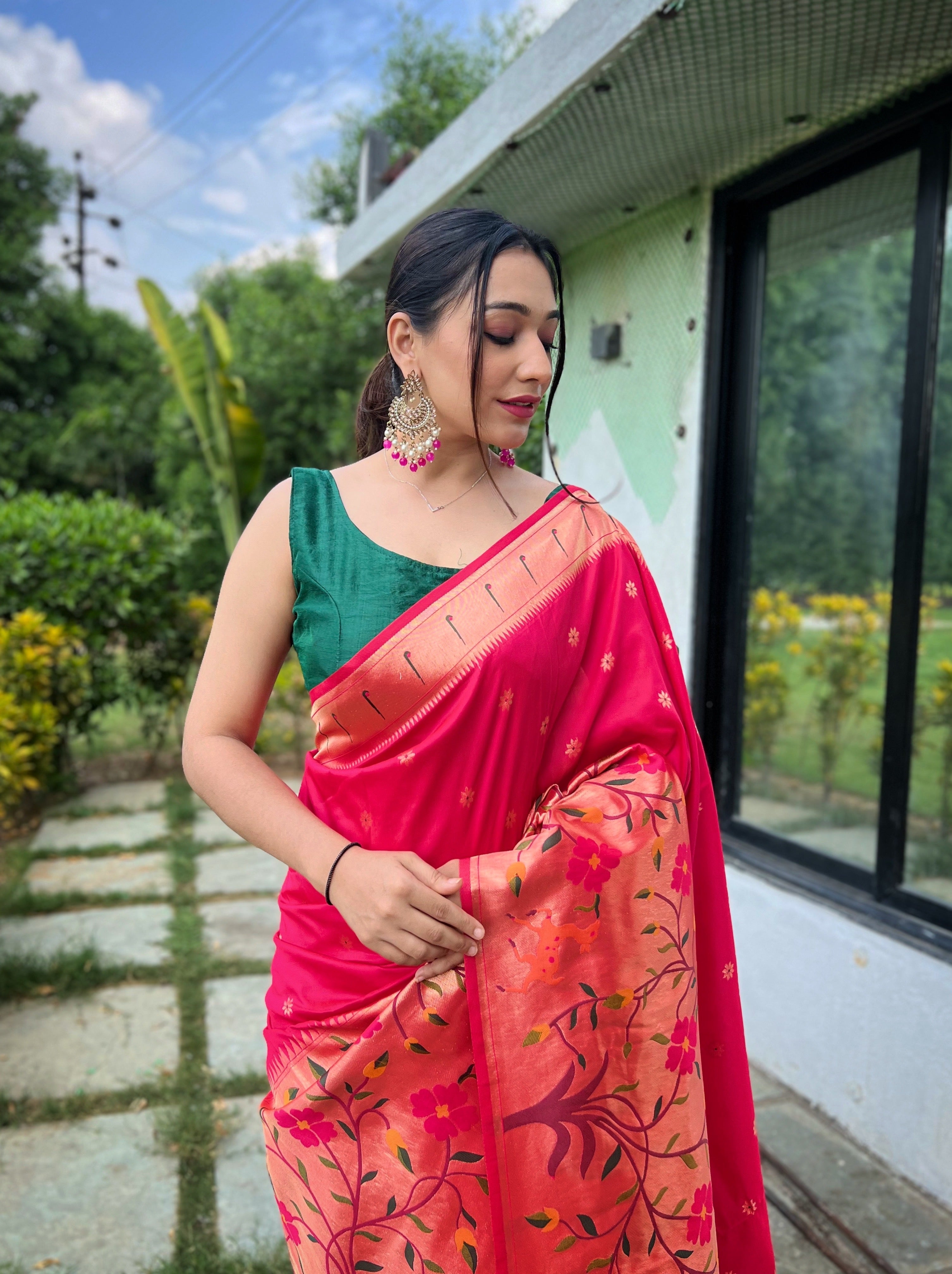 Lovely Paithani Traditional Border Pink Paithani Silk Saree