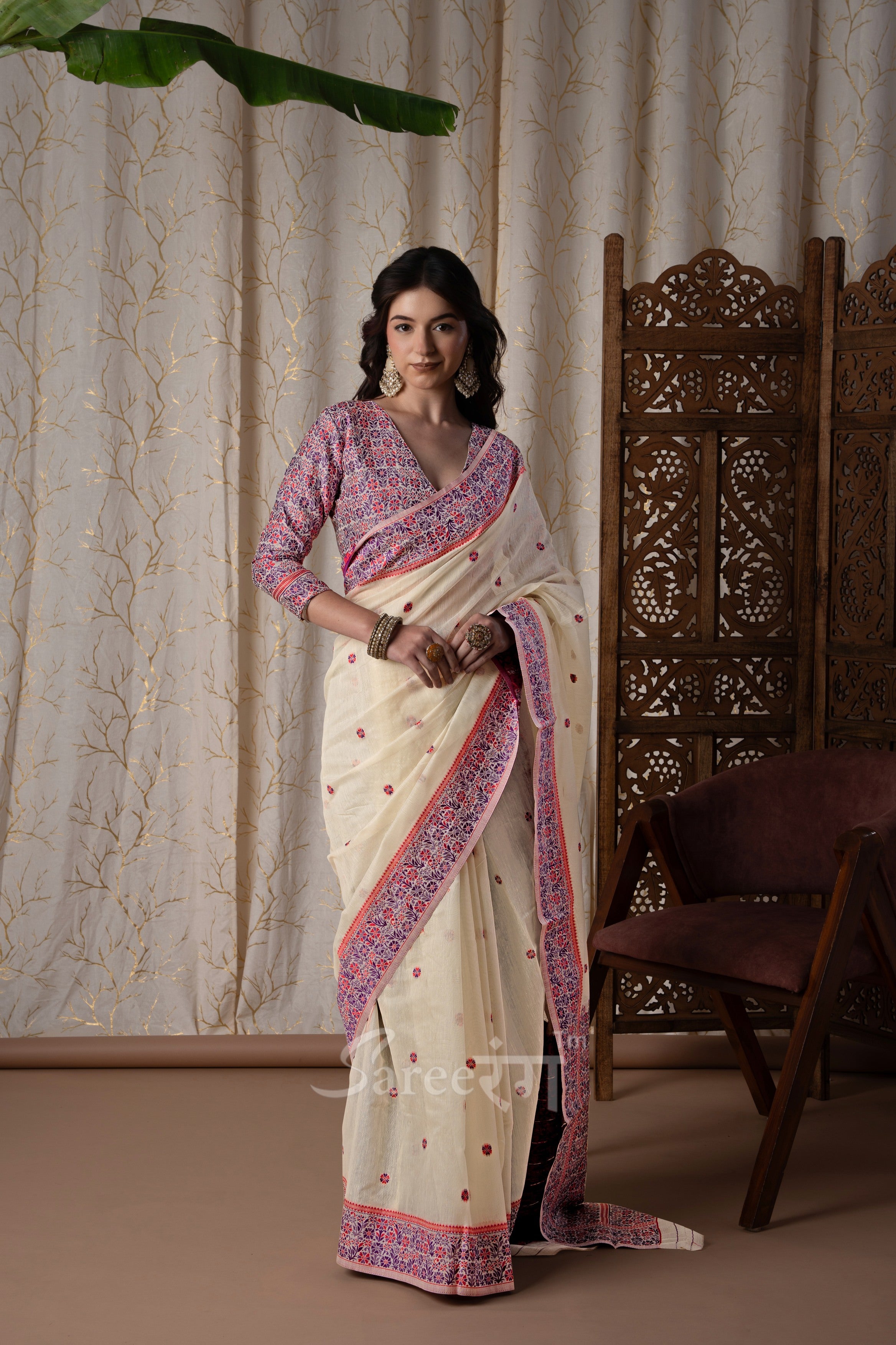 Prajanya White Pure Linen Silk Woven Saree