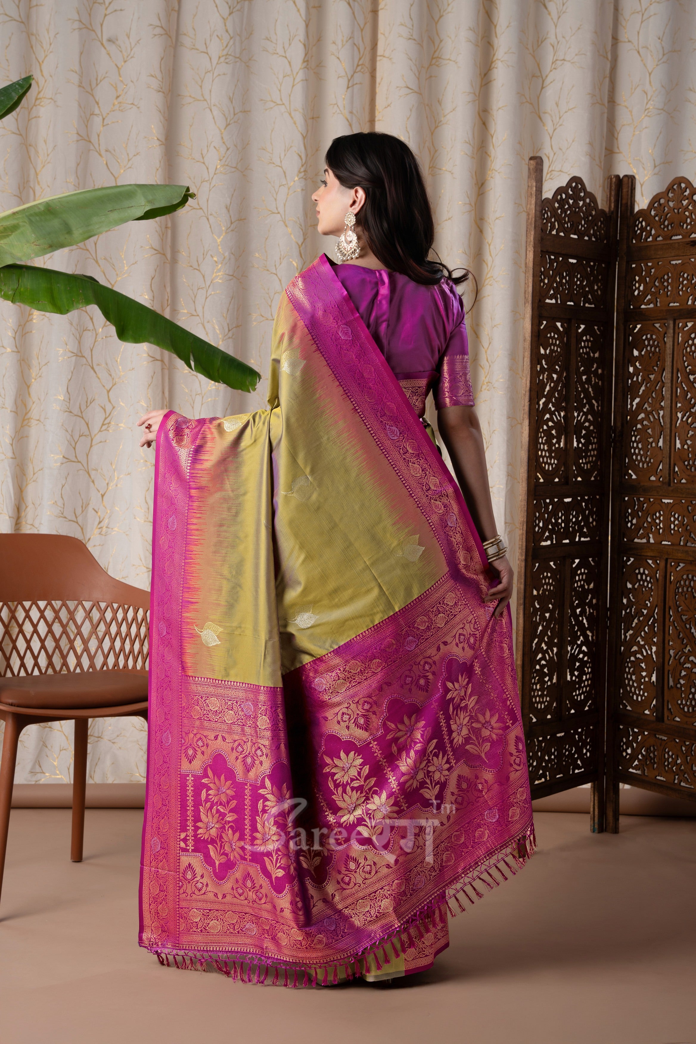 Mango Mystic Green Pure Touch Soft Silk Weaving Saree