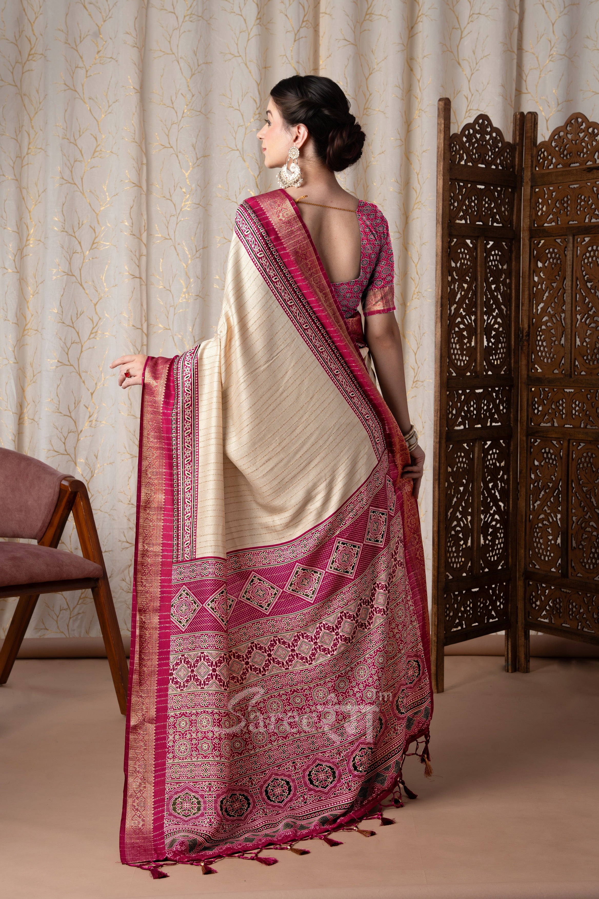 Jalpari Rani And Cream Pashmina Modal Silk Ajrakh Printed Saree