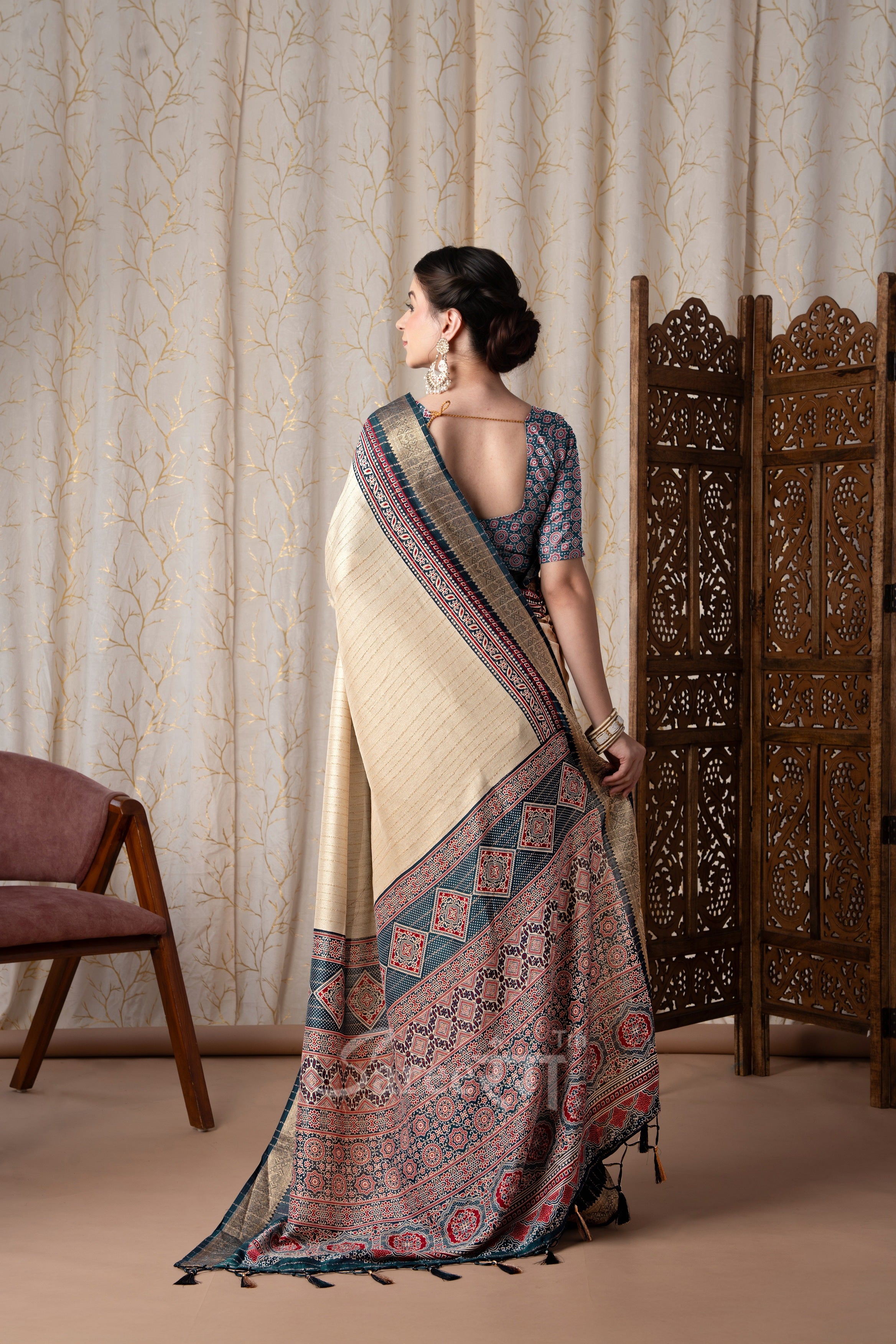 Jalpari Morpich And Cream Pashmina Modal Silk Ajrakh Printed Saree