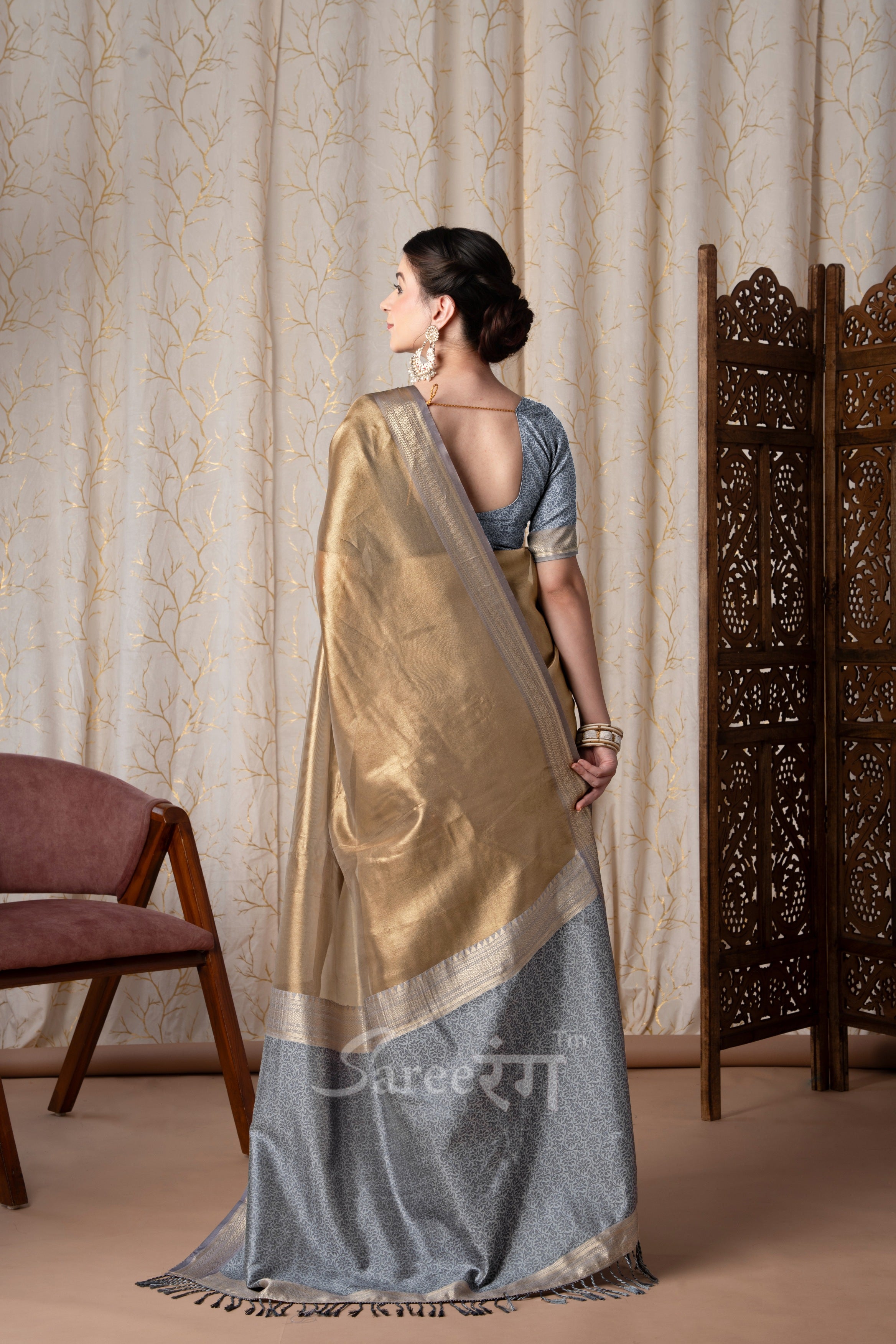 Titan Earth Brown Pure Tissue Silk Weaving Saree