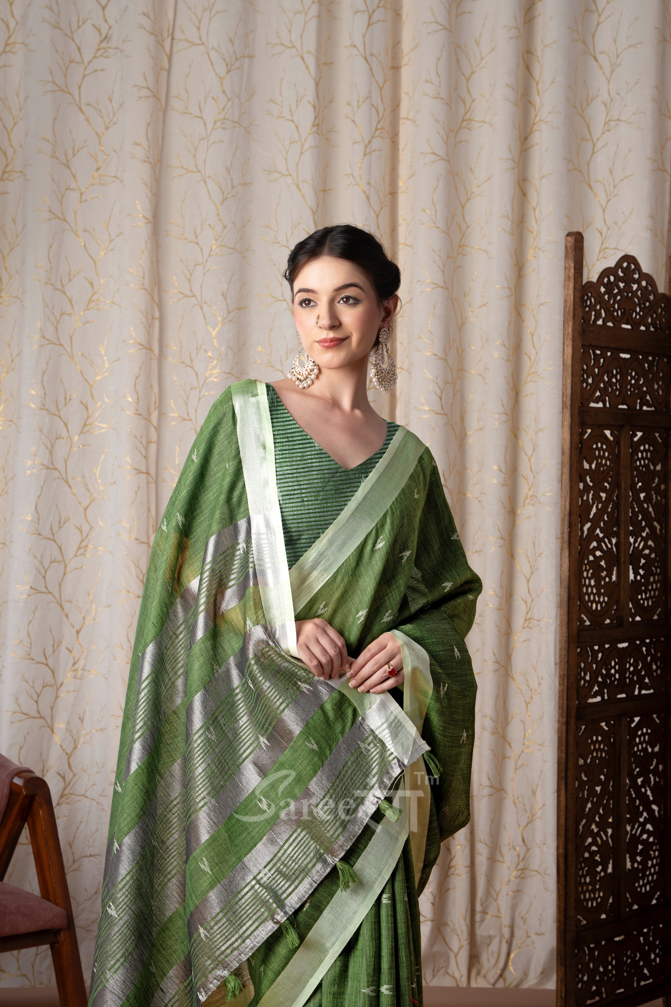 Rajmata Green Khadi Linen Butti Weaving Saree