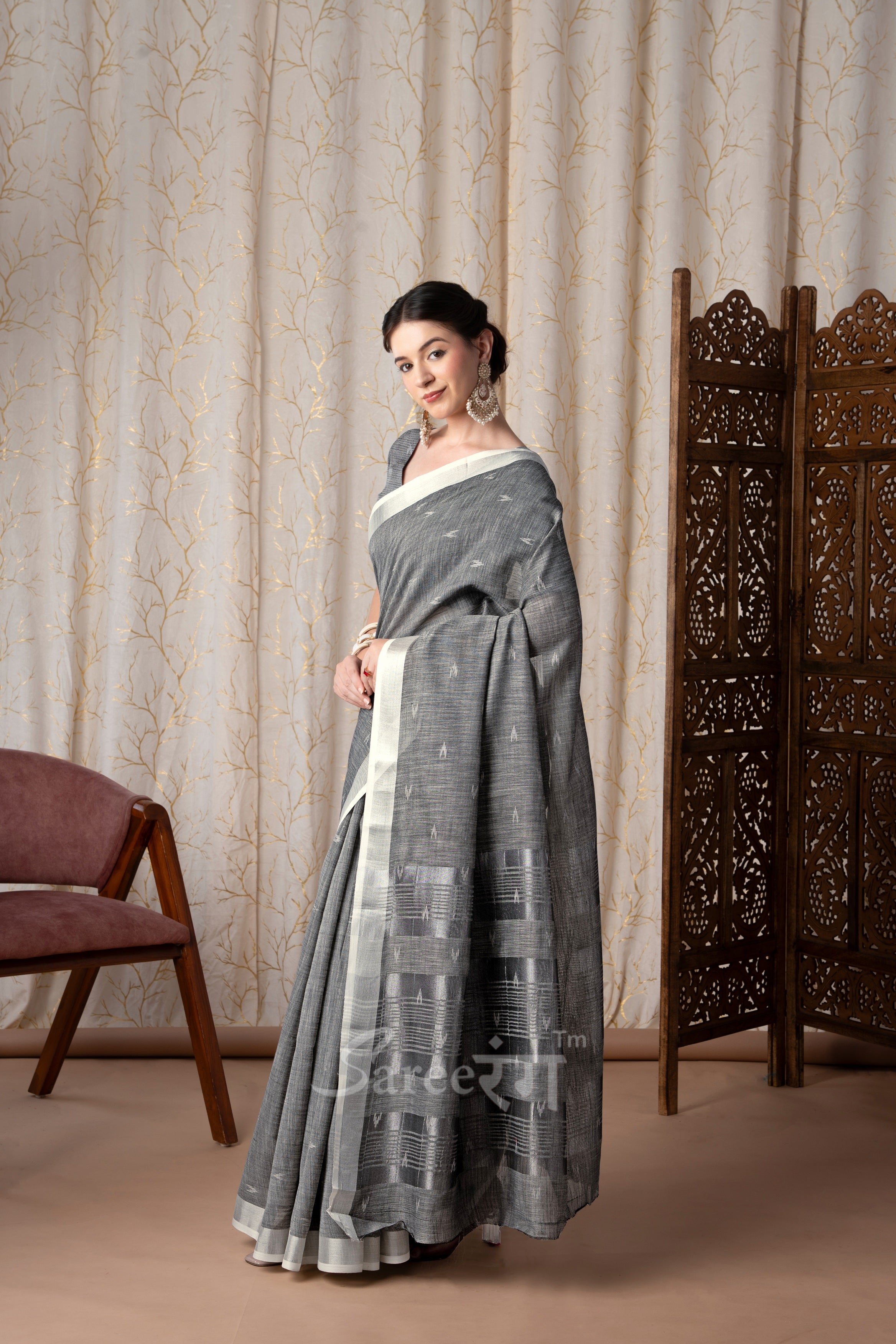 Rajmata Grey Khadi Linen Butti Weaving Saree