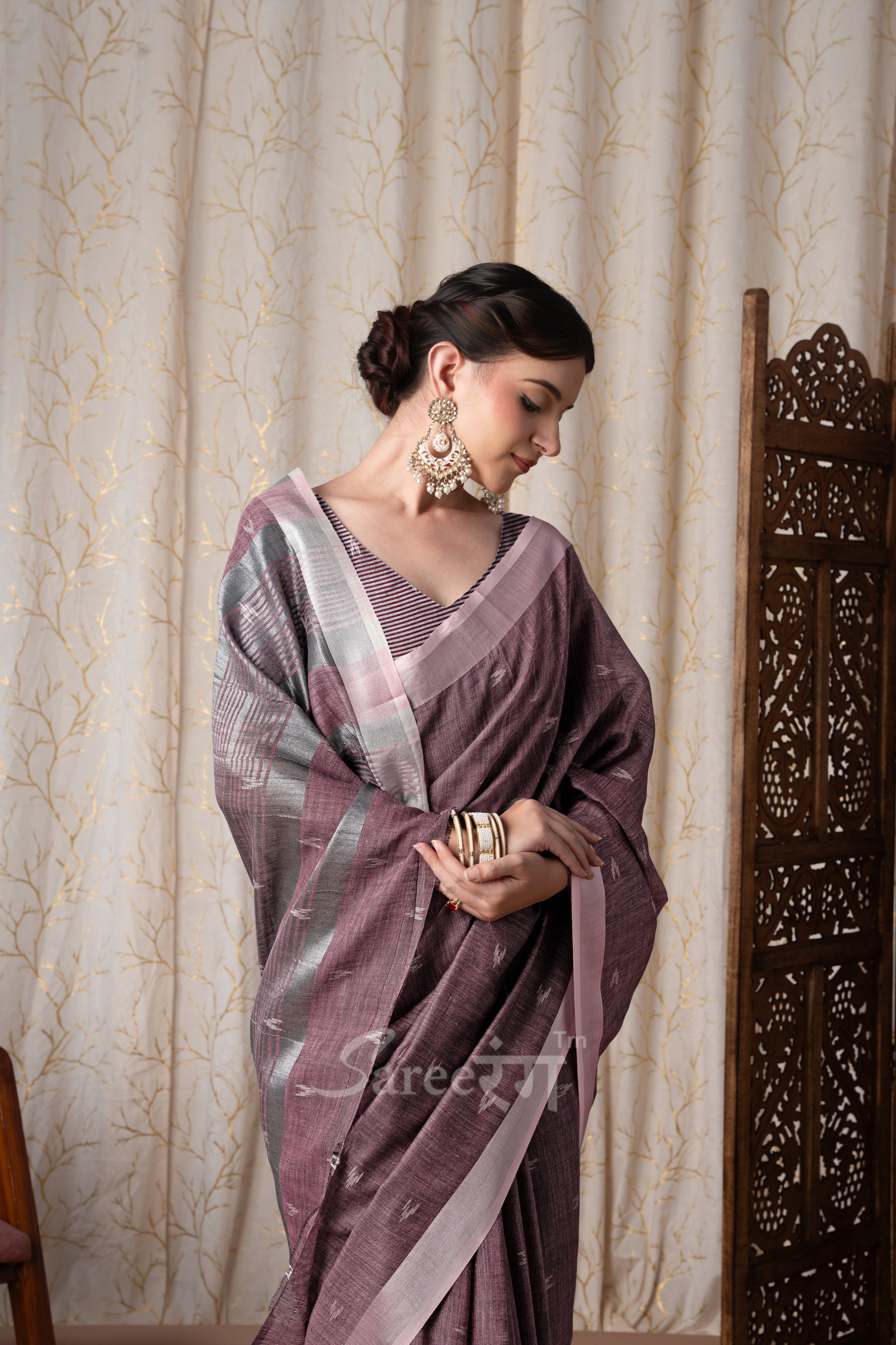 Rajmata Pink Khadi Linen Butti Weaving Saree