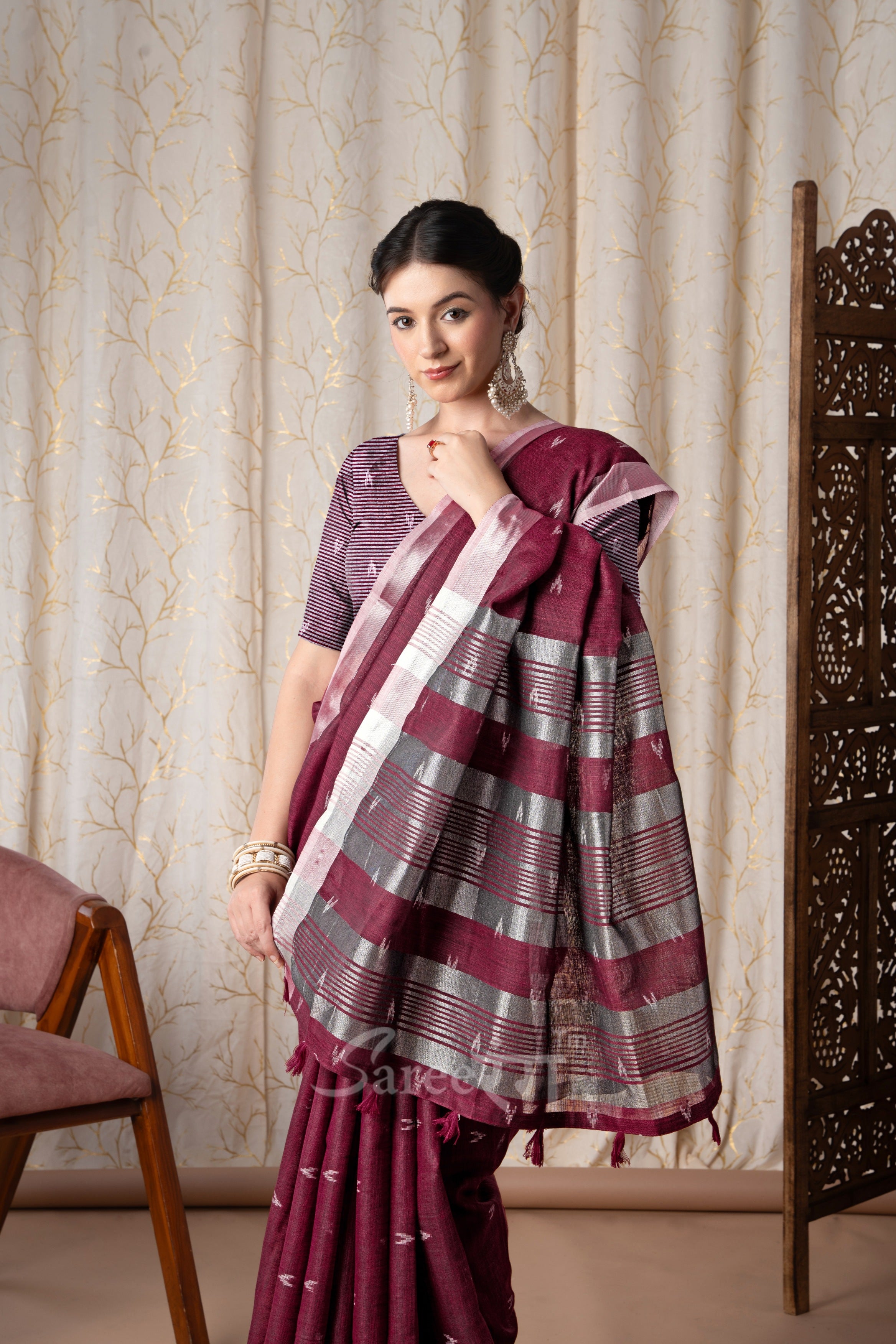 Rajmata Maroon Khadi Linen Butti Weaving Saree