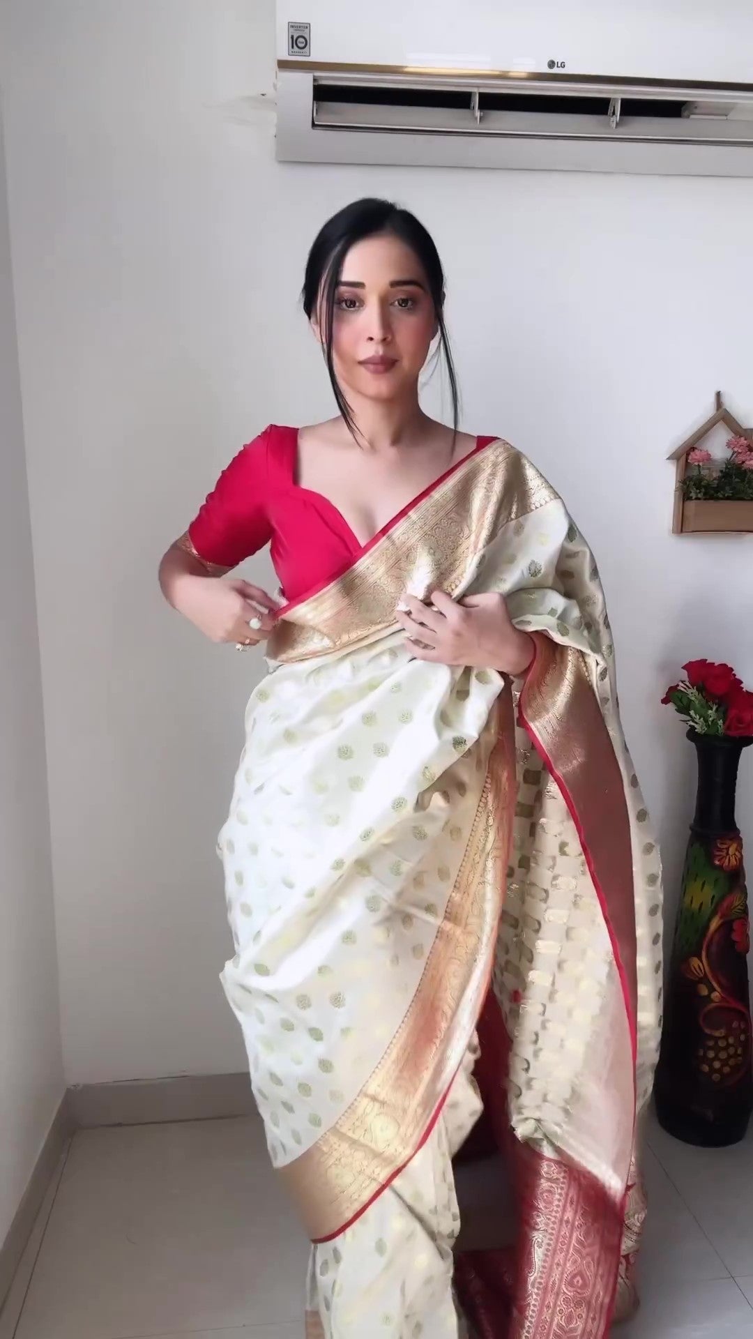 Glimmer One Minute Ready To Wear Beige Banarasi Silk Saree