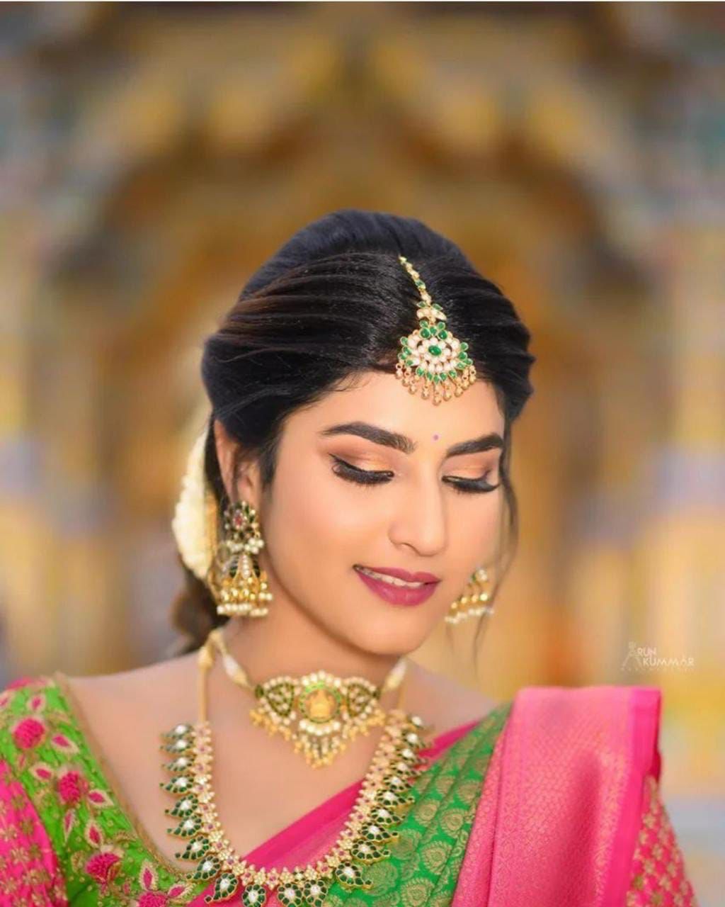 Ebullience Parrot Green Soft Silk Weaving Saree