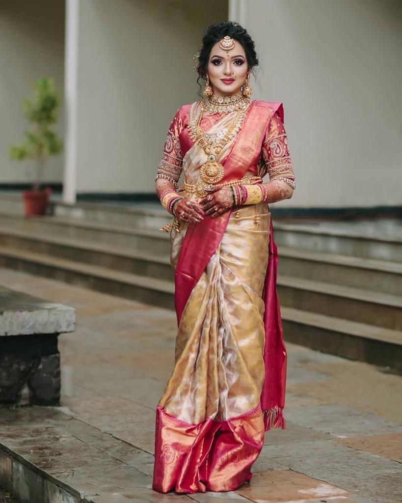 Stunning Beige Soft Silk Weaving Saree