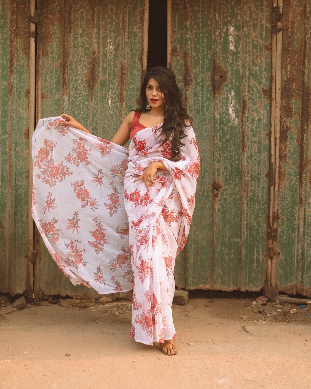 Radiancy One Minute Ready To Wear White Georgette Saree