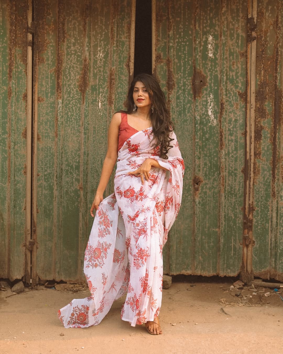 Radiancy One Minute Ready To Wear White Georgette Saree