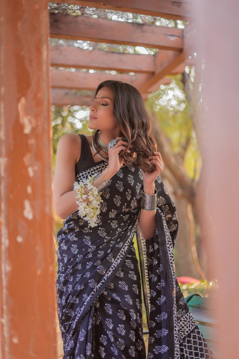 Petaline One Minute Ready To Wear Blue Pure Soft Linen Silk Saree