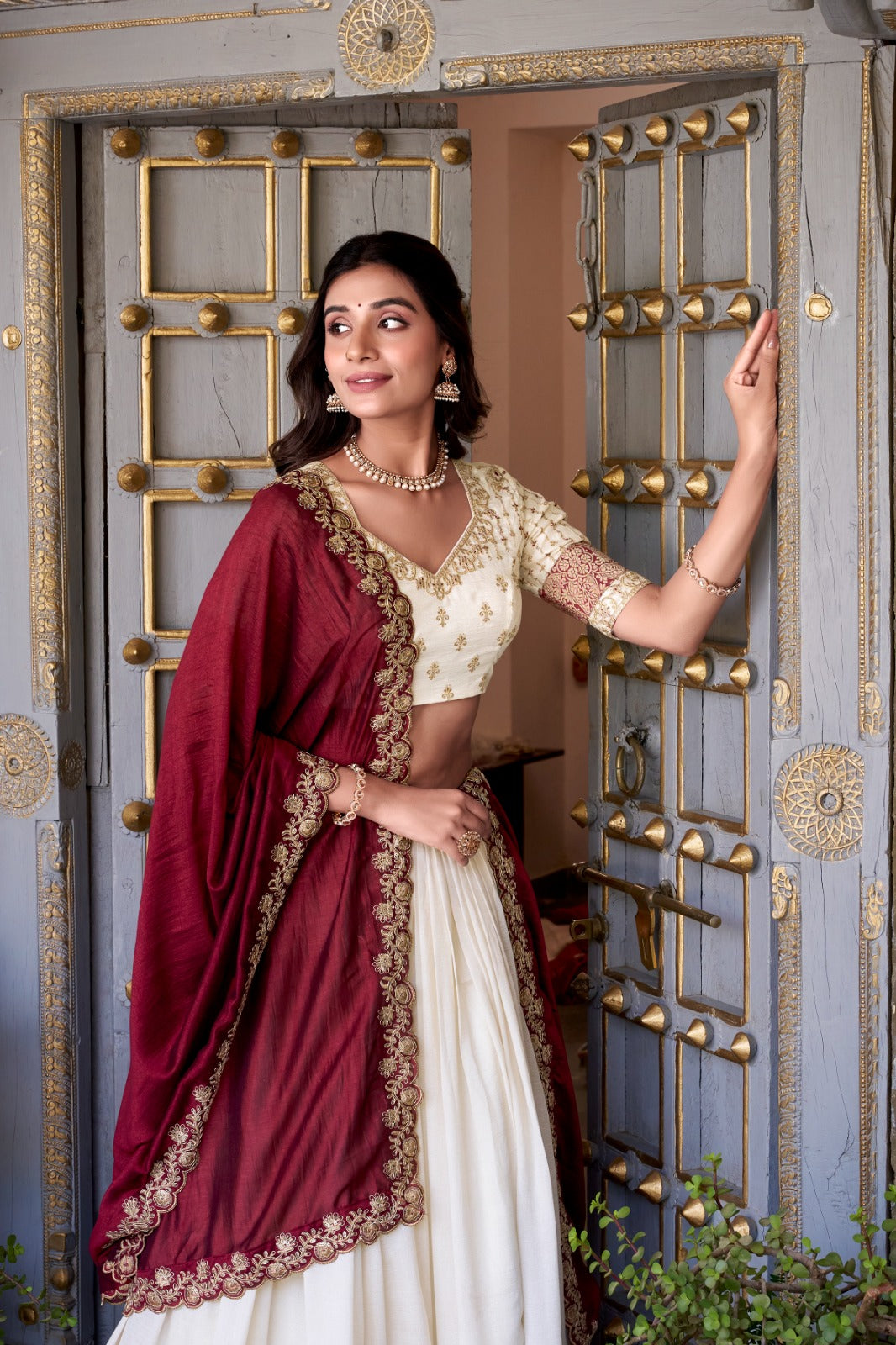 Off White Zari Weaving Vichitra Silk Lace Border Belt With Sequins Lace Lehenga choli