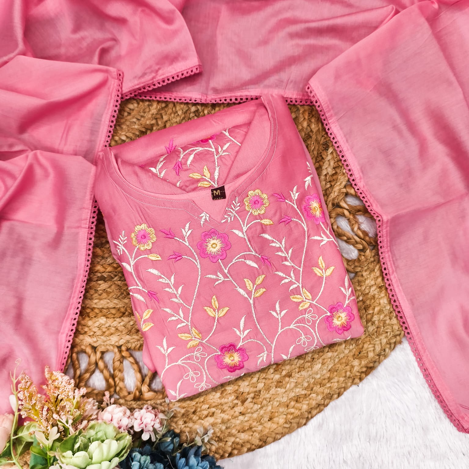 Onion Pink Chanderi Embroidered Threadwork Suit Set