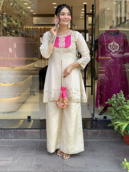Sizzling Pink Gold Crush Embroidery Coding Sequence Work Salwar Suit