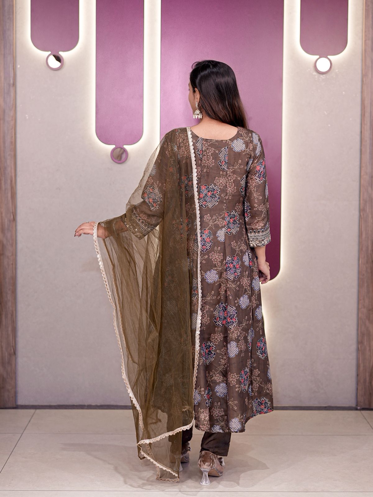 Mahendi Sartin Digital Print With Gota Patti Work Dupatta Suit Set