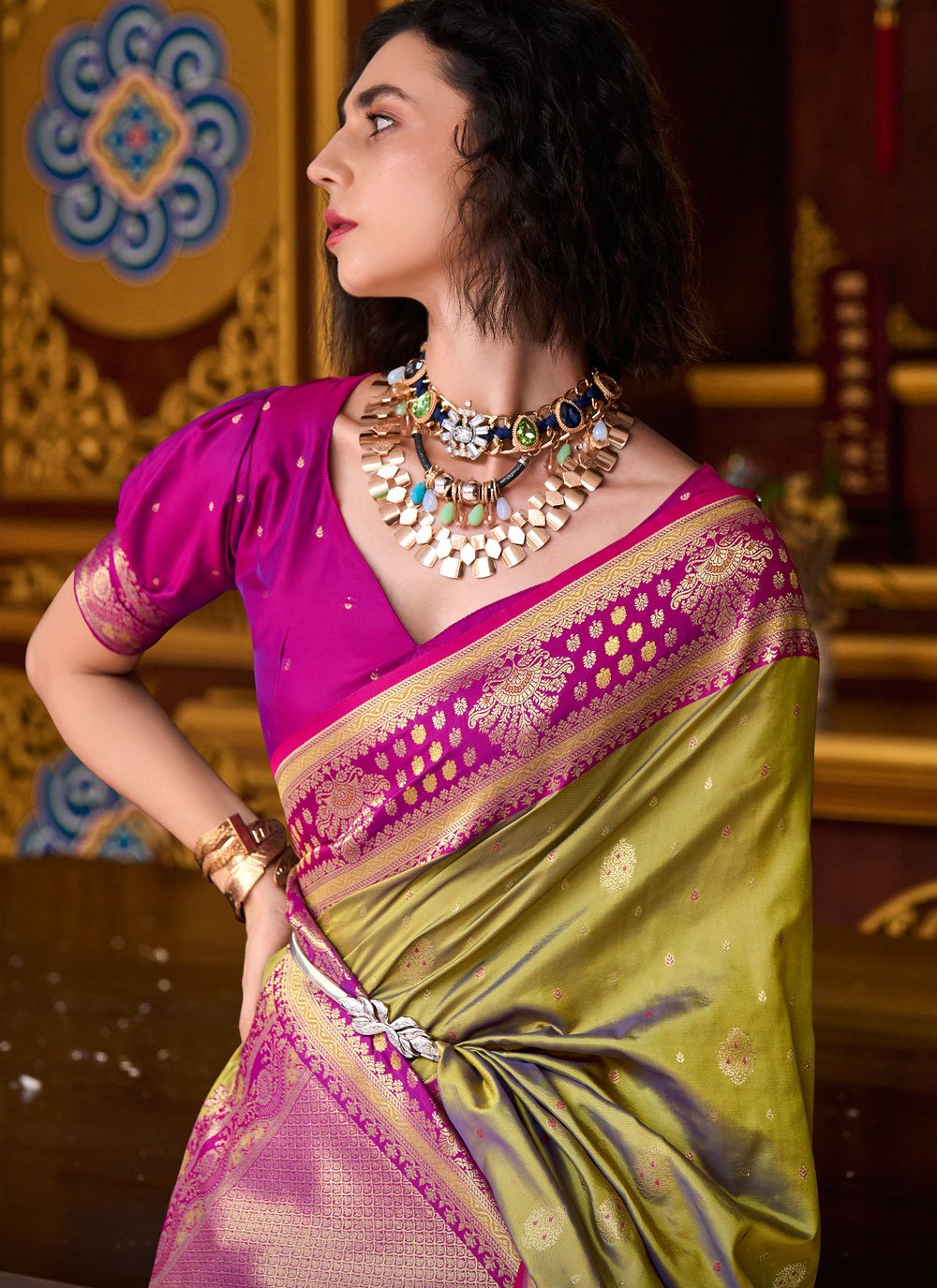 Samruddhi Mustered Tissue Banarasi Silk Zari Weaving Saree