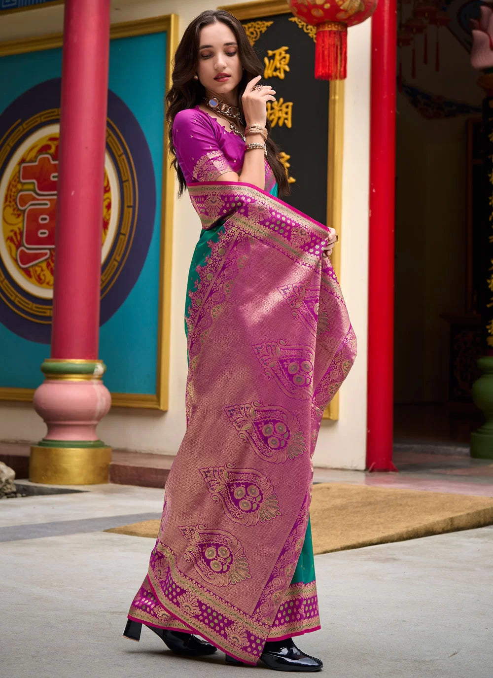 Samruddhi Teal Green Tissue Banarasi Silk Zari Weaving Saree